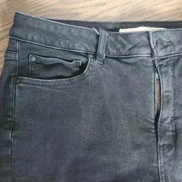 Denver Hays  Women's Plus Size Highrise Black Denim Jean Shorts Size 16 - Picture 4 of 9